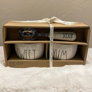 Rae Dunn Ice Cream Scoop & Bowl Set